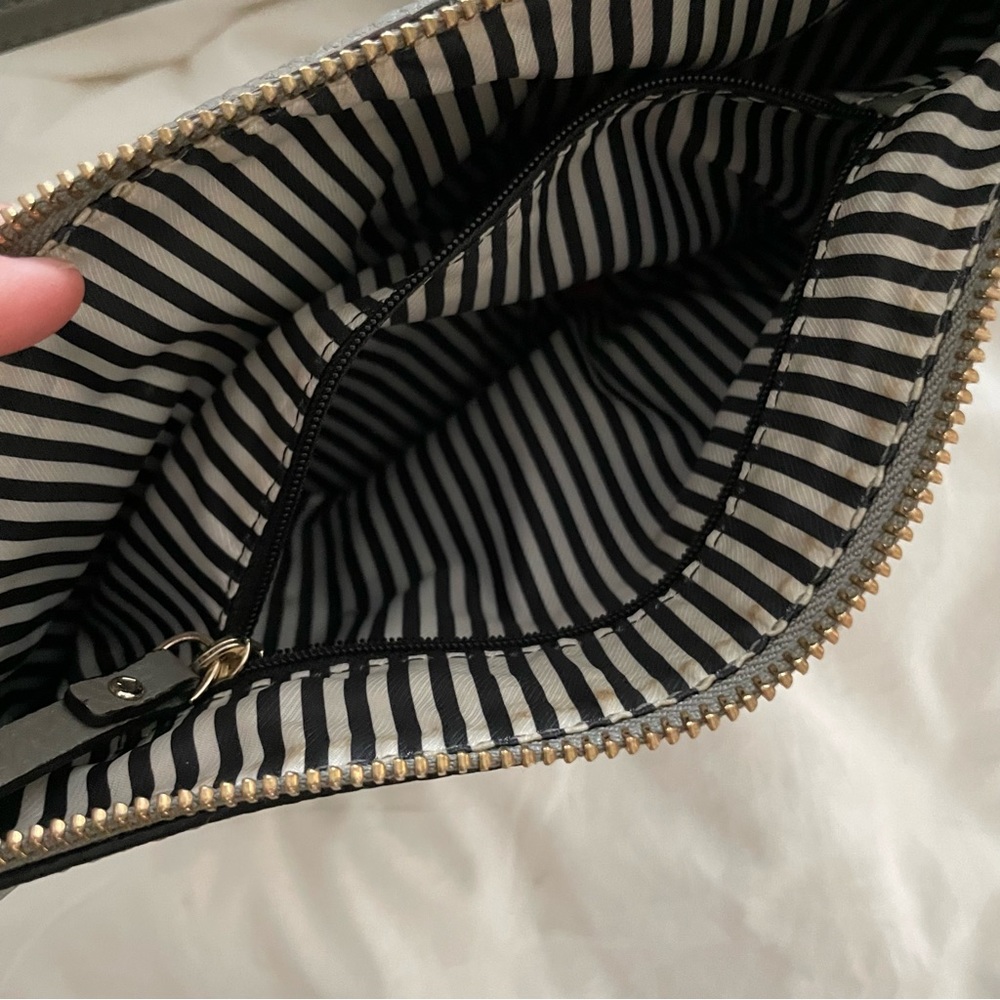 Kate spade crossbody - Picture 3 of 8